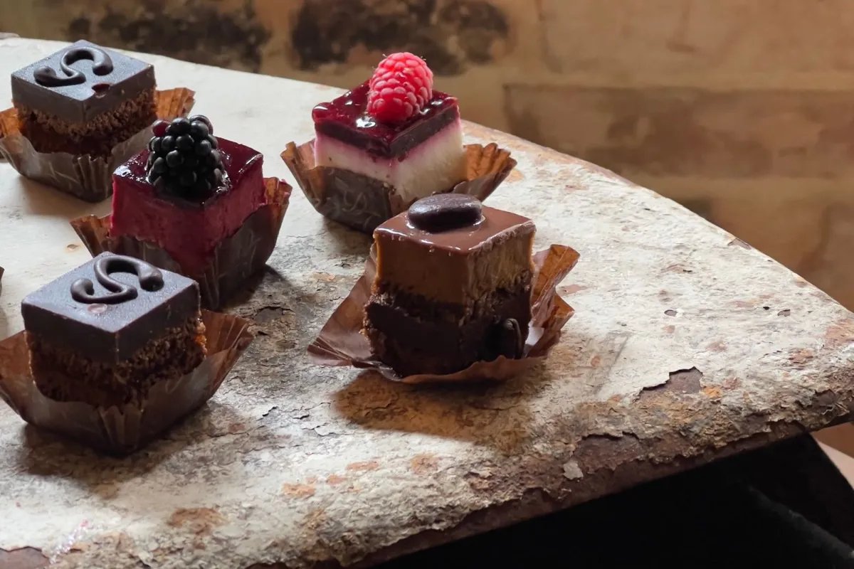 Mignardises: salted caramel, financier, candied citrus