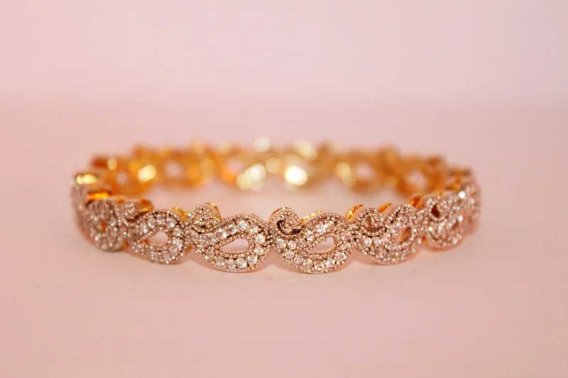 Wearing Jewellery in Summer