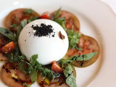 Burrata Caprese